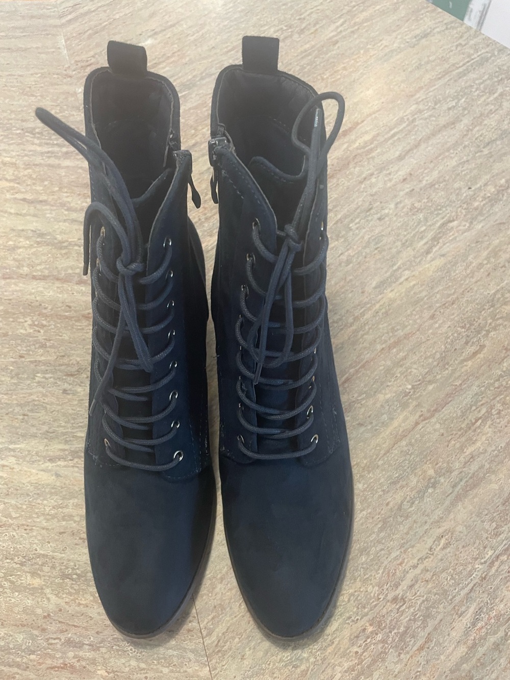 Journee Baylor model  Navy Blue  New lady size 11